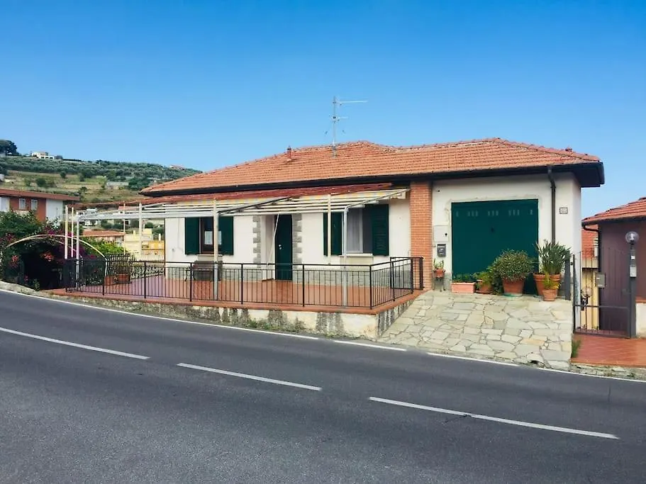 Casa Maria Villa San Lorenzo al Mare 0*,